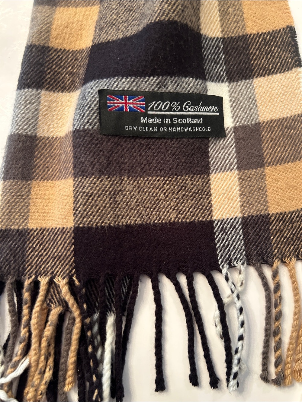 100% Cashmere Made in Scotland Plaid Scarf - Beige & Brown